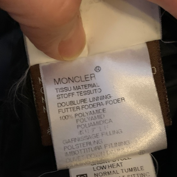 Moncler Black Quilted Puffer Jacket - Picture 8 of 14